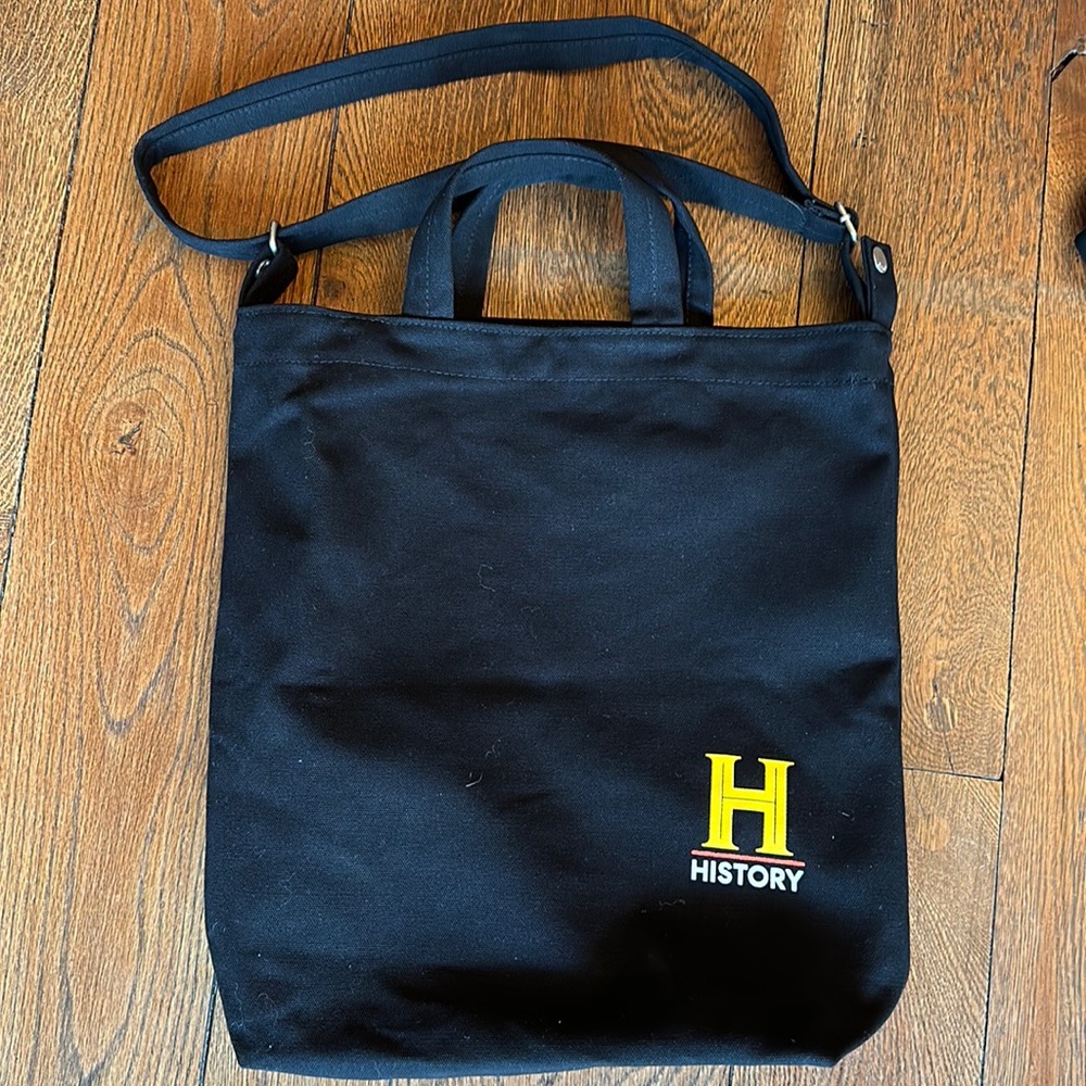 Canvas History Channel Tote - NWOT.